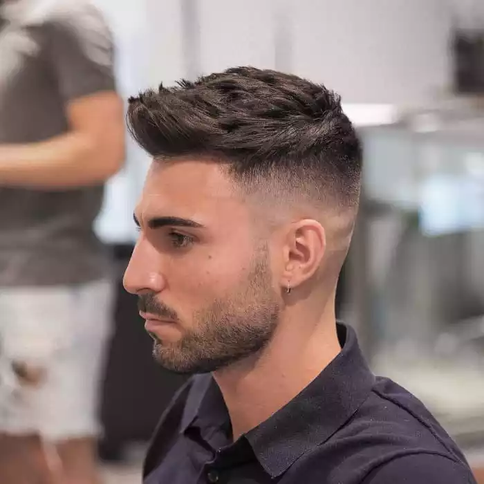Find your perfect match- Choosing the right undercut for your face shape. 💇🏻‍♂️✨ [@duplexbarberia]
